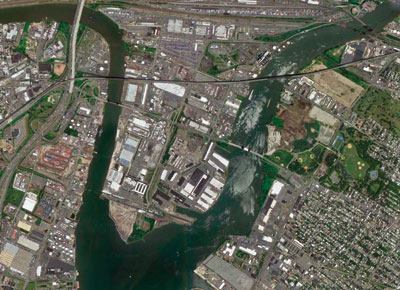 Nature’s fury: Hurricane

Sandy caused the Hackensack and Passaic rivers in New Jersey to

rise nearly 7 feet above the 100-year flood level, wreaking havoc

on businesses along the two waterfronts.