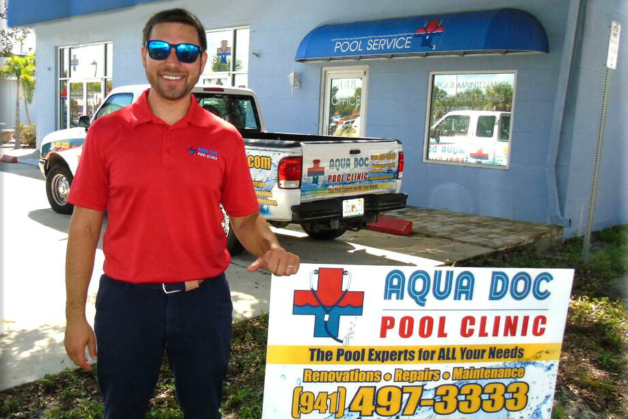It's a sweep for Aqua Doc! Here, you can't go wrong with a classic polo. The smart work shirt is functional in the field and aligns with the company's red-and-blue branding. 
