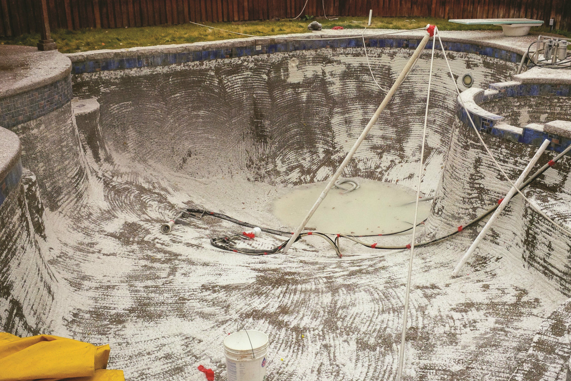 A rougher etch is left by higher-pressure systems.