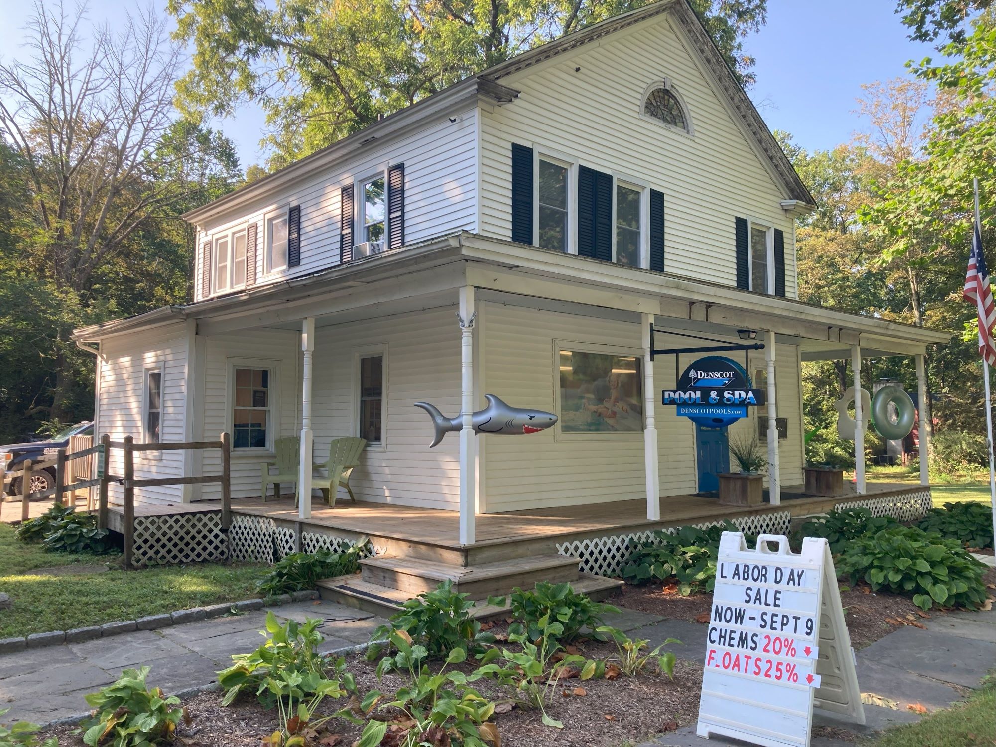 NESPA Outstanding Achievement Award, Retail: Denscot Swimming Pool & Landscape Service, New Preston, Conn.