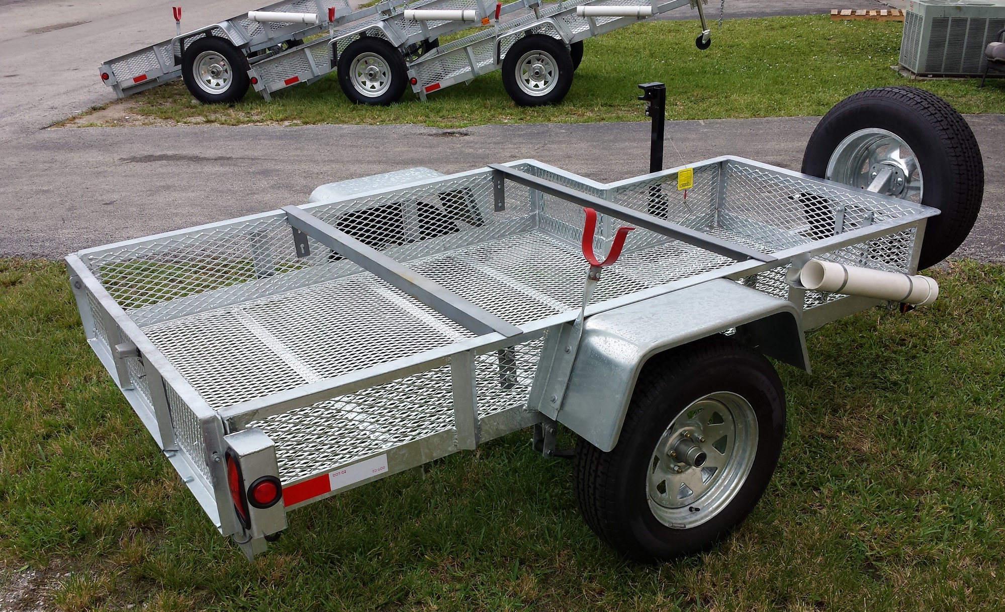 Pool Trailer Design in Davie, Fla. is another company making trailers to meet the unique needs of the service tech. Comes equipped with a receiving hitch for a cart and lap bars to compartmentalize supplies. 