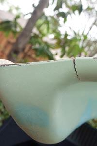 Cracking up: Shells sometimes develop cracks that are visually obvious; these are often already too large to fix with a quick epoxy injection.